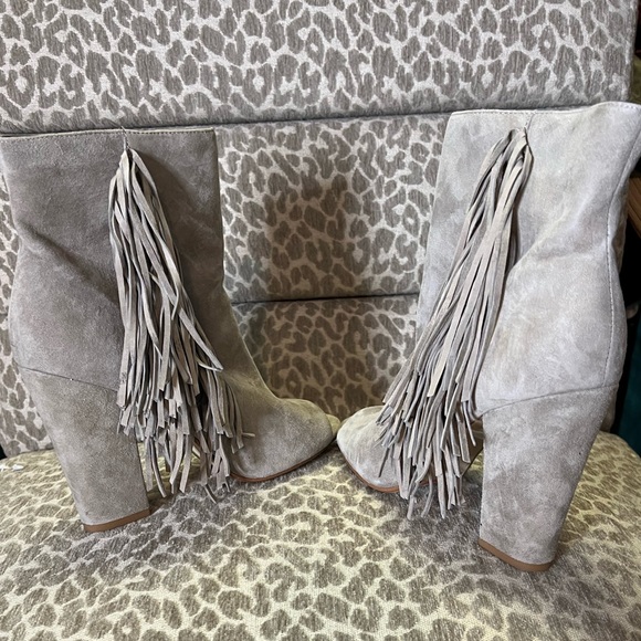 Booties - Picture 3 of 7